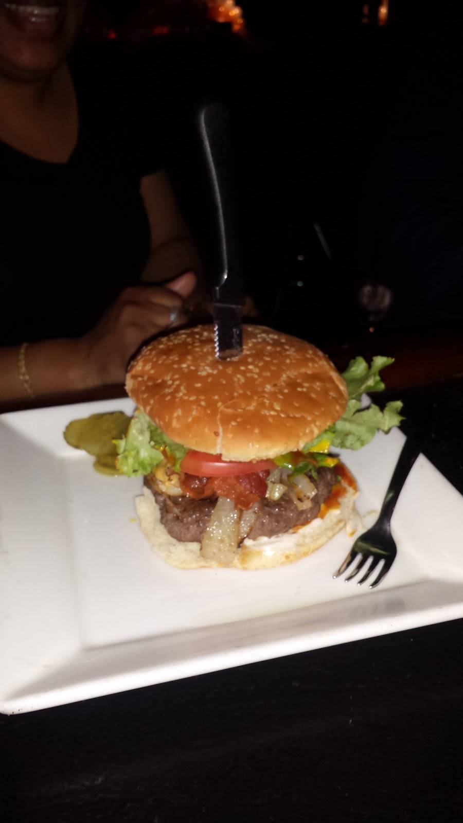 Stardust Lounge | restaurant | 3736 Inkster Rd, Inkster, MI 48141, USA | 3132773810 OR +1 313-277-3810