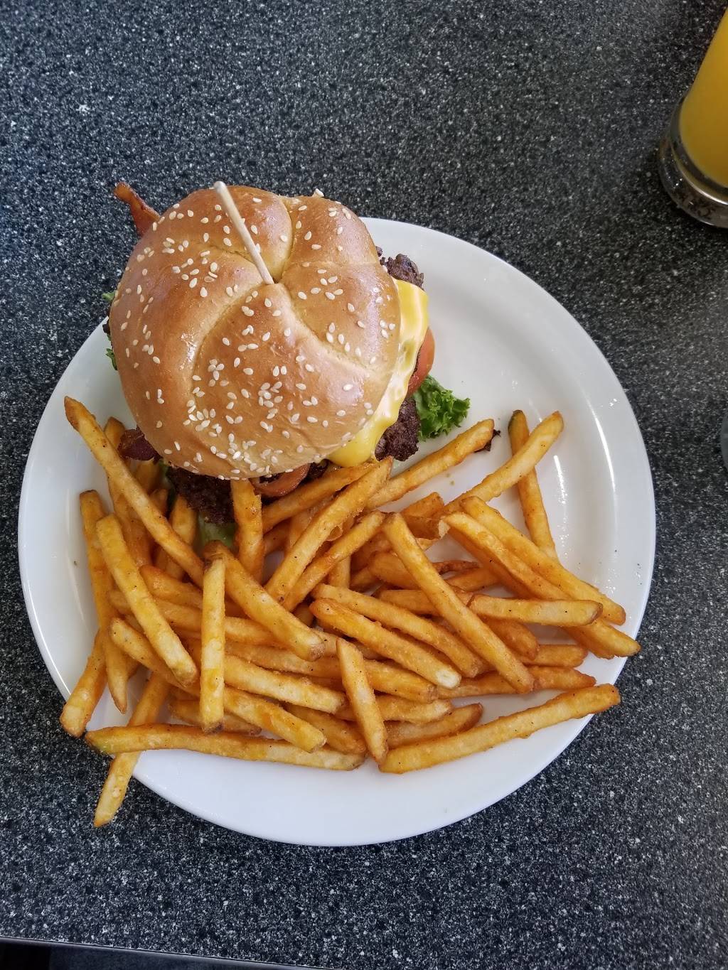 Dennys | restaurant | 1210 E Main St, Mesa, AZ 85203, USA | 4809624457 OR +1 480-962-4457