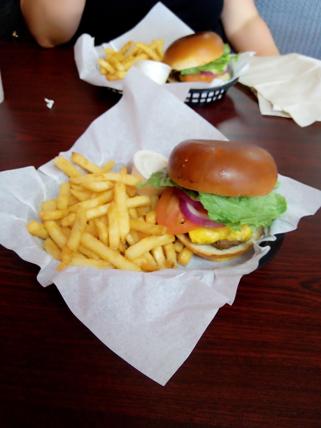 Royal Burrito | restaurant | 189 W Polk St, Coalinga, CA 93210, USA | 5599355000 OR +1 559-935-5000