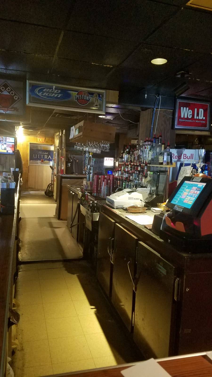 Whitlows Forerunner | restaurant | 4610 Airline Rd, Muskegon, MI 49444, USA | 2317396379 OR +1 231-739-6379