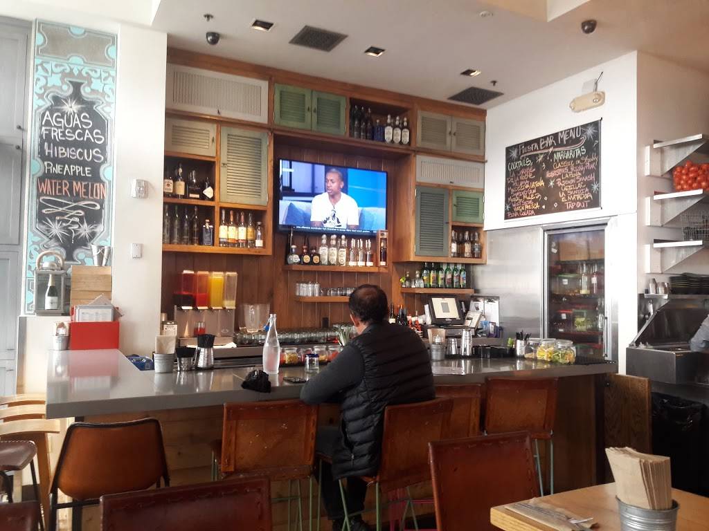 Blue Plate Taco | restaurant | 1515 Ocean Ave, Santa Monica, CA 90401, USA | 3104582985 OR +1 310-458-2985