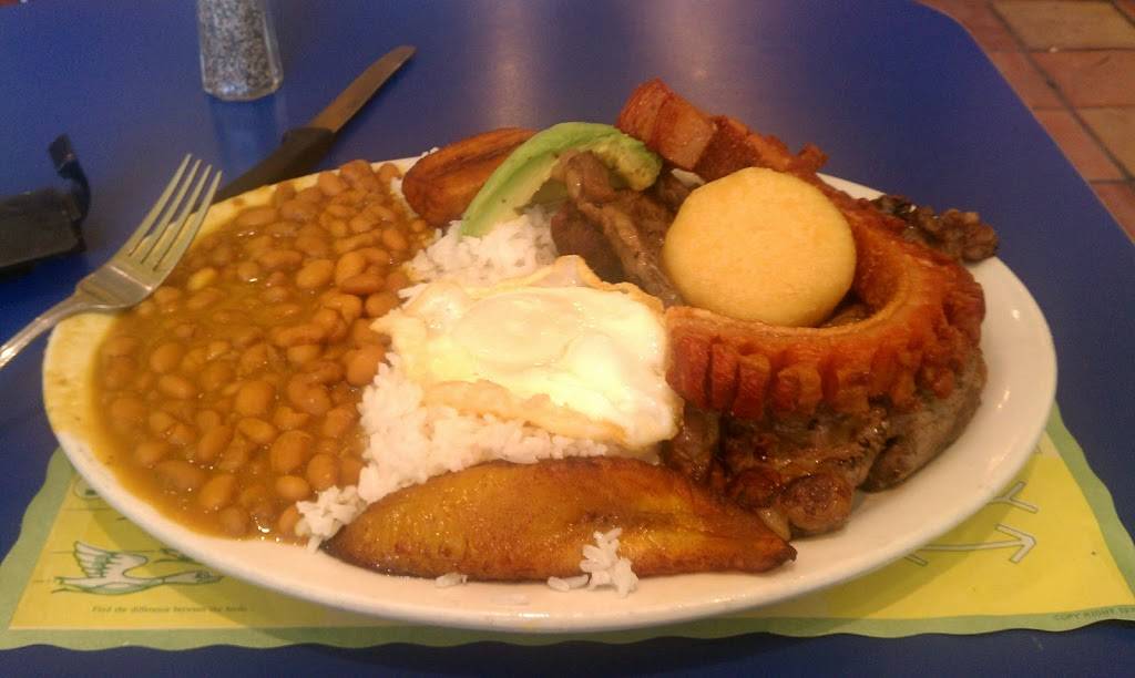 The Empanada Spot | meal takeaway | 84-17 Northern Blvd, Jackson Heights, NY 11372, USA | 7185070400 OR +1 718-507-0400