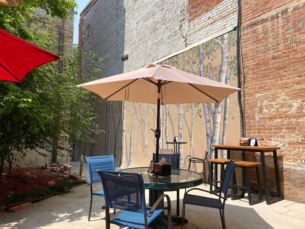 Tees Me Treat Me | restaurant | 105 W Main St, Trinidad, CO 81082, USA | 7198468634 OR +1 719-846-8634