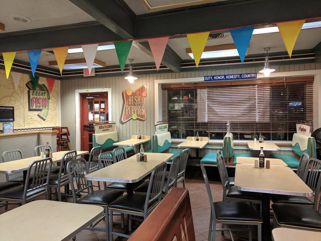 Long John Silvers | restaurant | 437 Denbigh Blvd, Newport News, VA 23608, USA | 7578745629 OR +1 757-874-5629