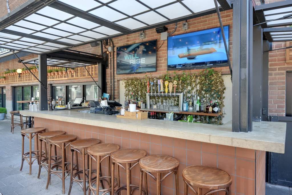 Belfast Love Public House | restaurant | 548 King St W, Toronto, ON M5V 1M3, Canada | 4163632223 OR +1 416-363-2223