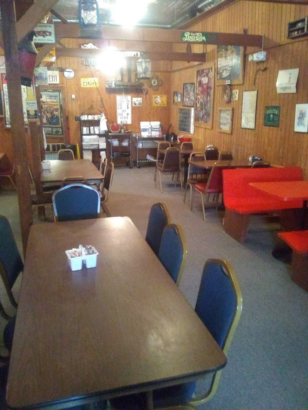 Luigis Pizzeria | restaurant | 118 E W Main St, Blair, OK 73526, USA | 5805639380 OR +1 580-563-9380