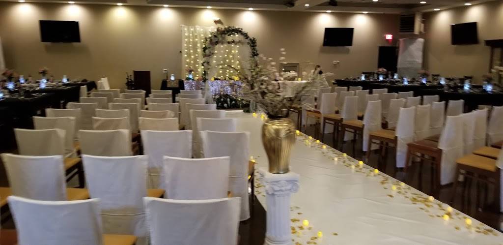 The Boulevard Billiards | restaurant | 804 S Halsted St, Chicago Heights, IL 60411, USA | 7082659529 OR +1 708-265-9529