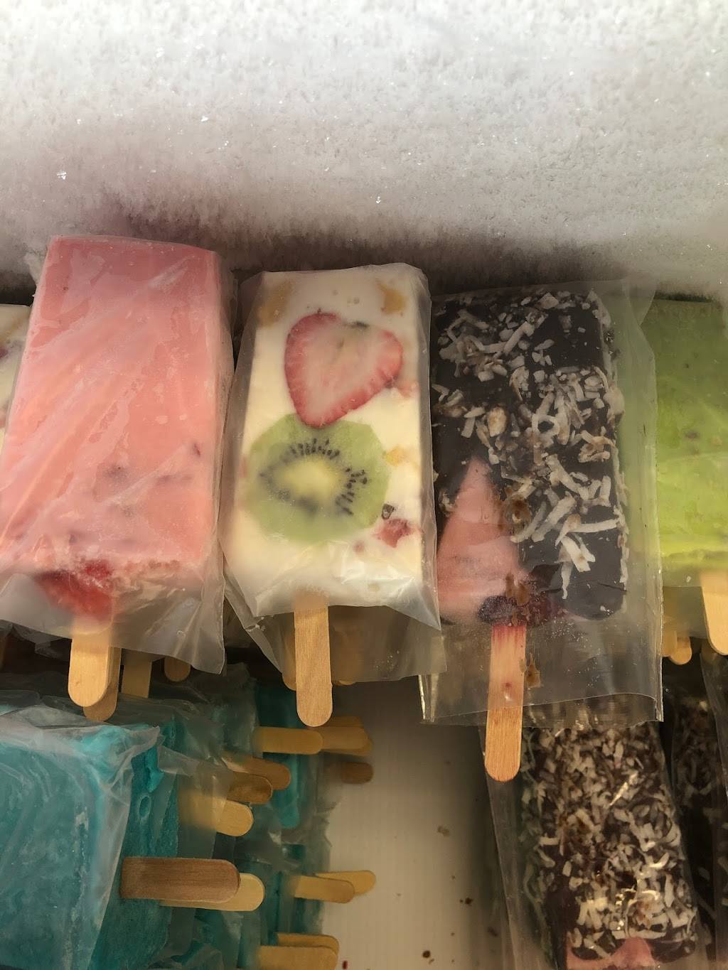 La Michoacana | meal takeaway | 107 US Hwy 17 92 N, Haines City, FL 33844, USA | 8635474409 OR +1 863-547-4409