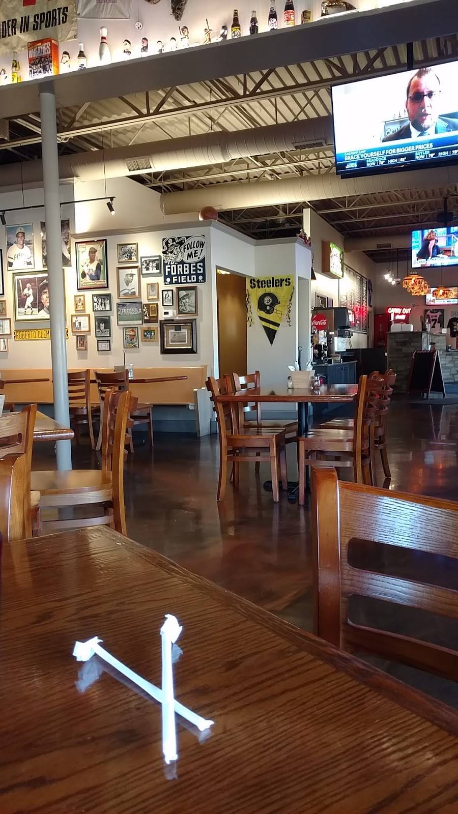 Colasantes | Ristorante & Pub | restaurant | 416 Fairmont Rd, Morgantown, WV 26501, USA | 3042967689 OR +1 304-296-7689