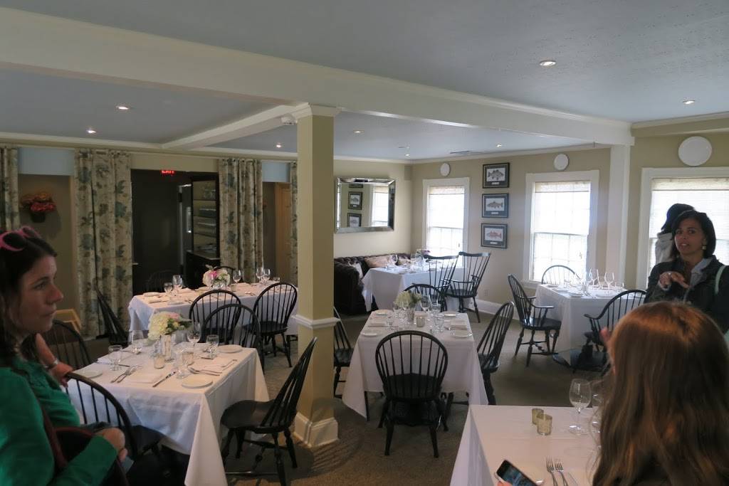 Atria | restaurant | 137 Main St, Edgartown, MA 02539, USA | 5086275850 OR +1 508-627-5850