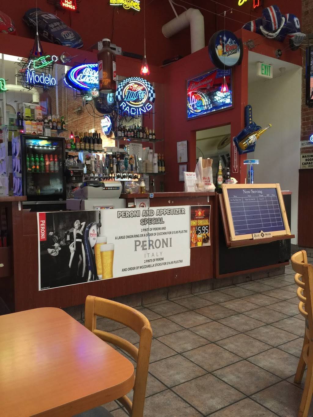 Hot Wings Cafe | cafe | 89 E Colorado Blvd, Pasadena, CA 91105, USA | 6264499055 OR +1 626-449-9055