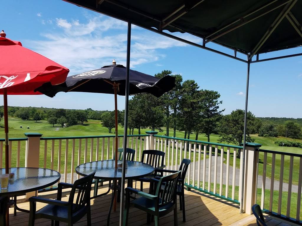 Tavern on the Green at Olde Barnstable | restaurant | 1460 MA-149, Marstons Mills, MA 02648, USA | 7746028183 OR +1 774-602-8183