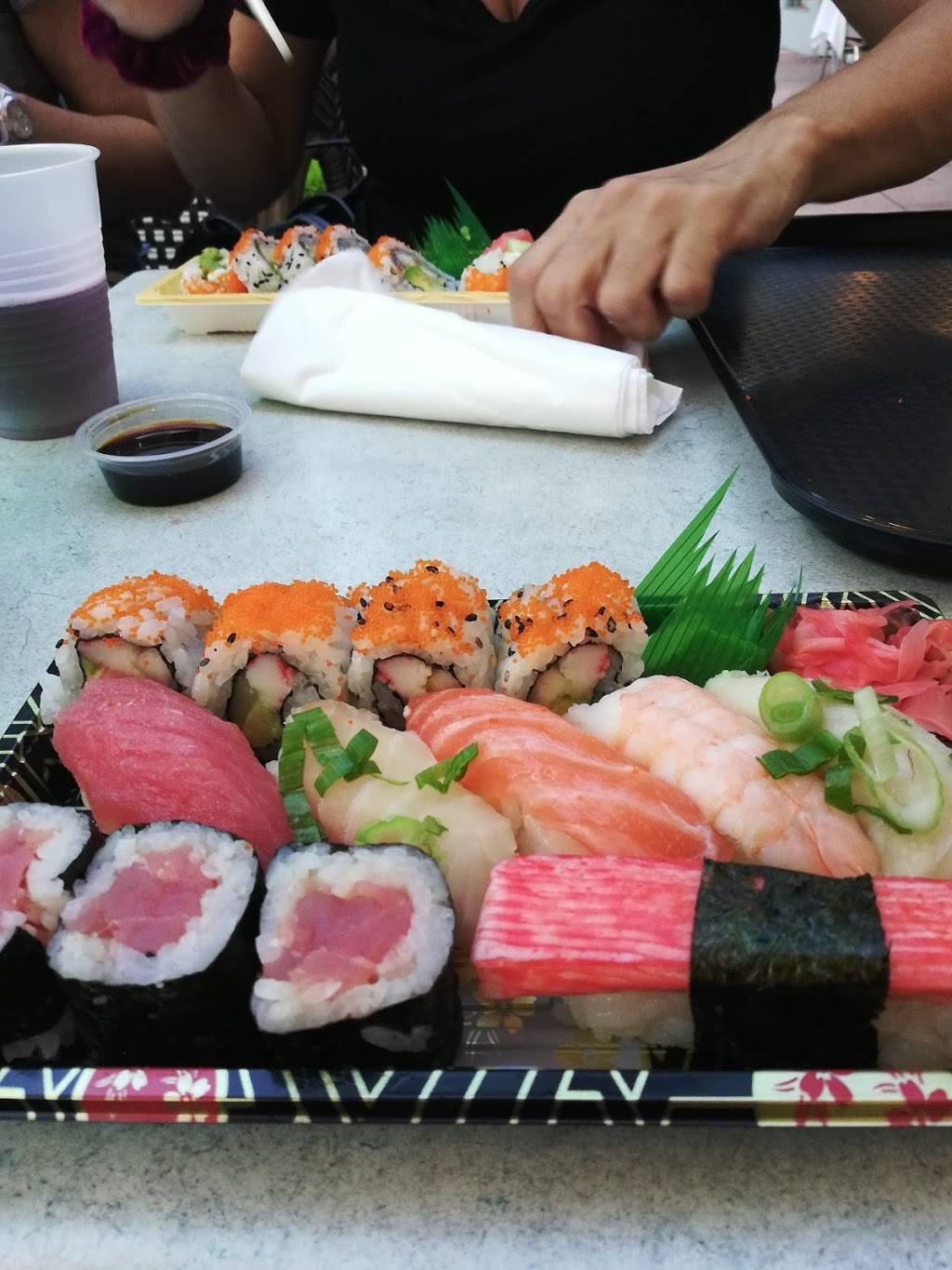 Iron Sushi | restaurant | 6940 Collins Ave, Miami Beach, FL 33141, USA | 3058641101 OR +1 305-864-1101