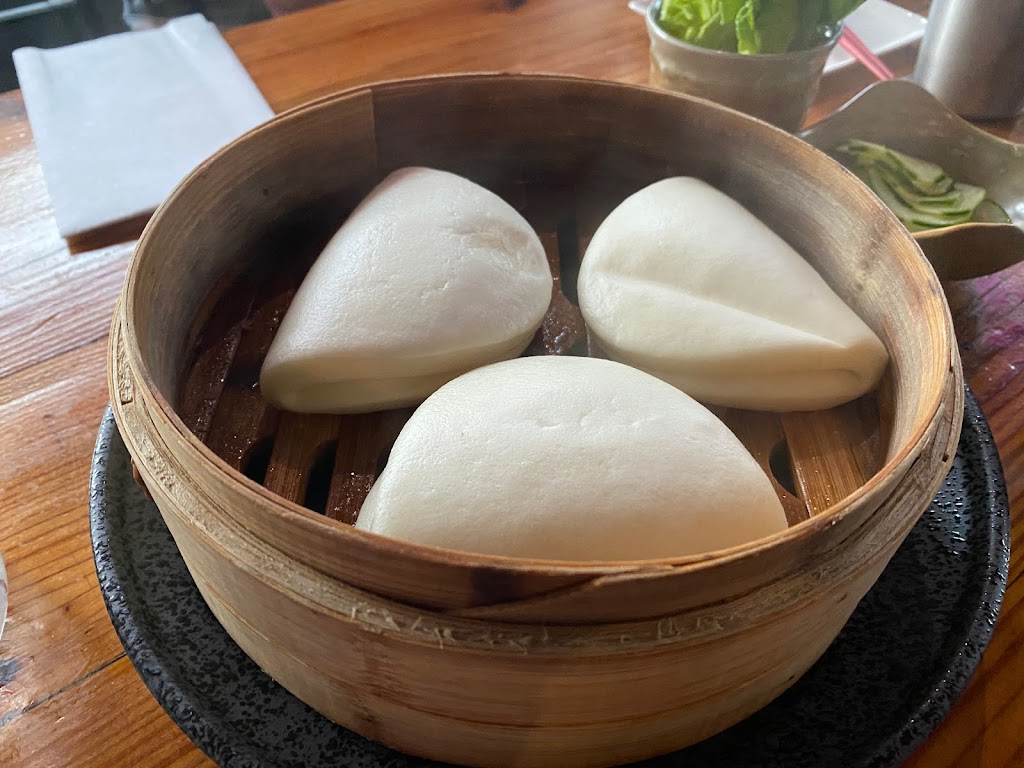 M Pocha | restaurant | 101 E Chapel Hill St, Durham, NC 27701, USA | 9192949177 OR +1 919-294-9177