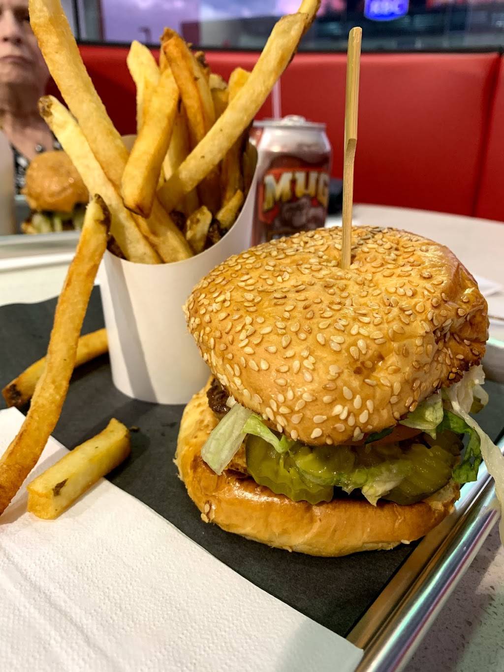 Burger factory Oshawa | restaurant | 53 Conlin Rd E, Oshawa, ON L1G 7W1, Canada | 9054335505 OR +1 905-433-5505