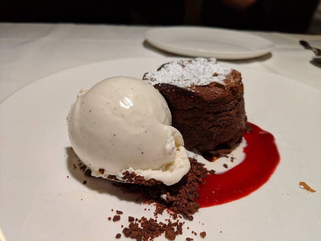 Roys Restaurant | restaurant | 71959 CA-111, Rancho Mirage, CA 92270, USA | 7603409044 OR +1 760-340-9044