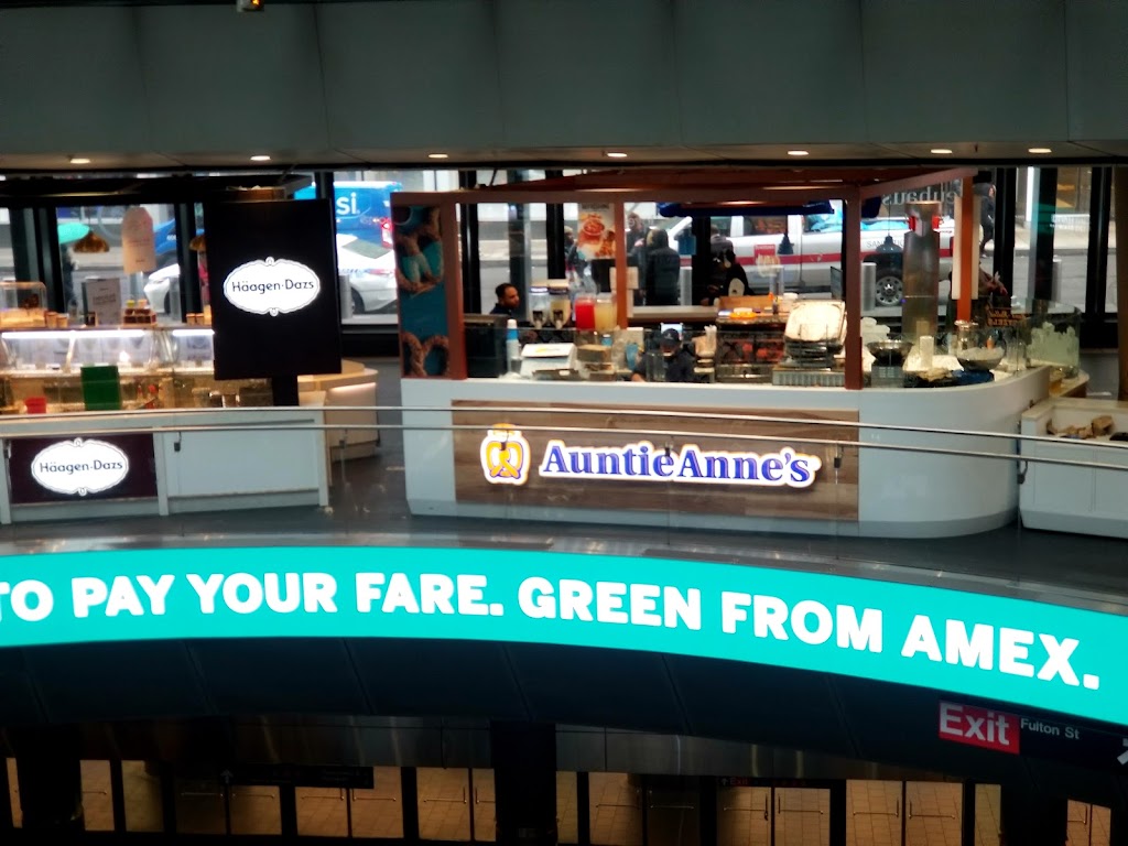 Auntie Annes | restaurant | 200 Broadway, New York, NY 10038, USA | 2125663500 OR +1 212-566-3500