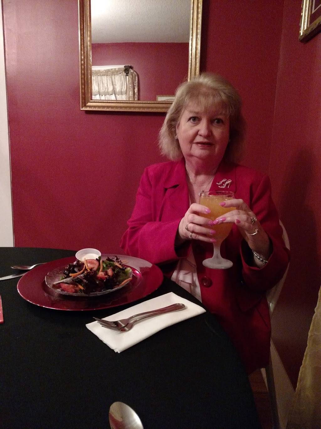 Patch Manor | restaurant | 201 S Ramsey St, Manchester, TN 37355, USA | 9317284430 OR +1 931-728-4430