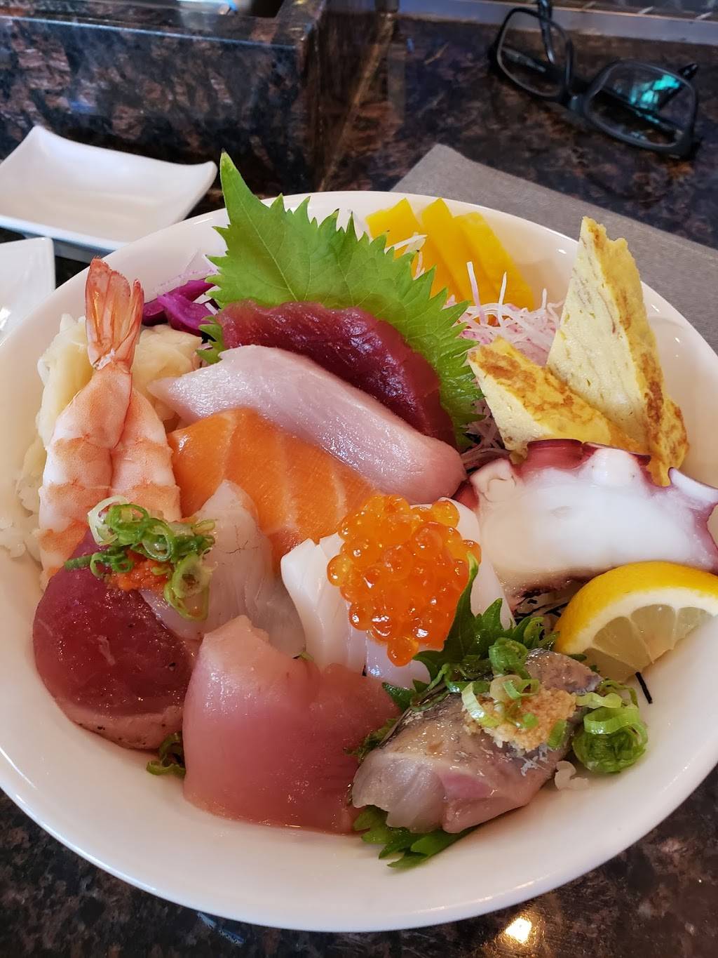 Rocky Yama Sushi | restaurant | 801 Santa Fe Dr, Denver, CO 80204, USA | 3039549562 OR +1 303-954-9562