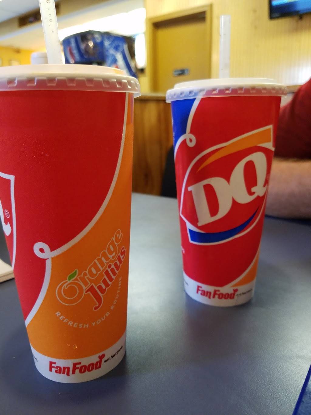 Dairy Queen | restaurant | 310 Columbia St, Leetonia, OH 44431, USA | 3304276269 OR +1 330-427-6269