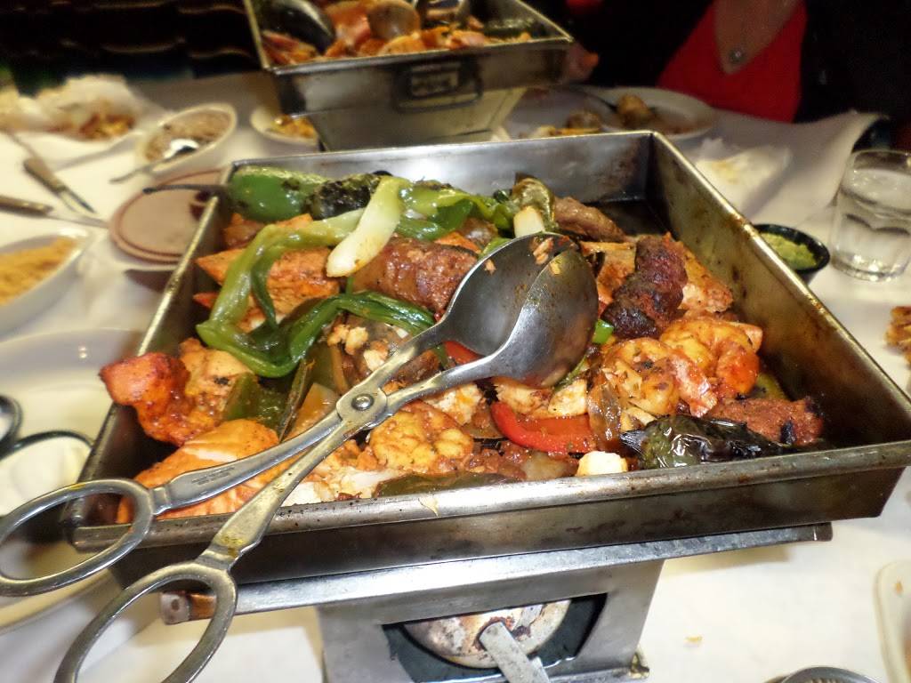 Wholly Frijoles | restaurant | 3908 W Touhy Ave, Lincolnwood, IL 60712, USA | 8473299810 OR +1 847-329-9810