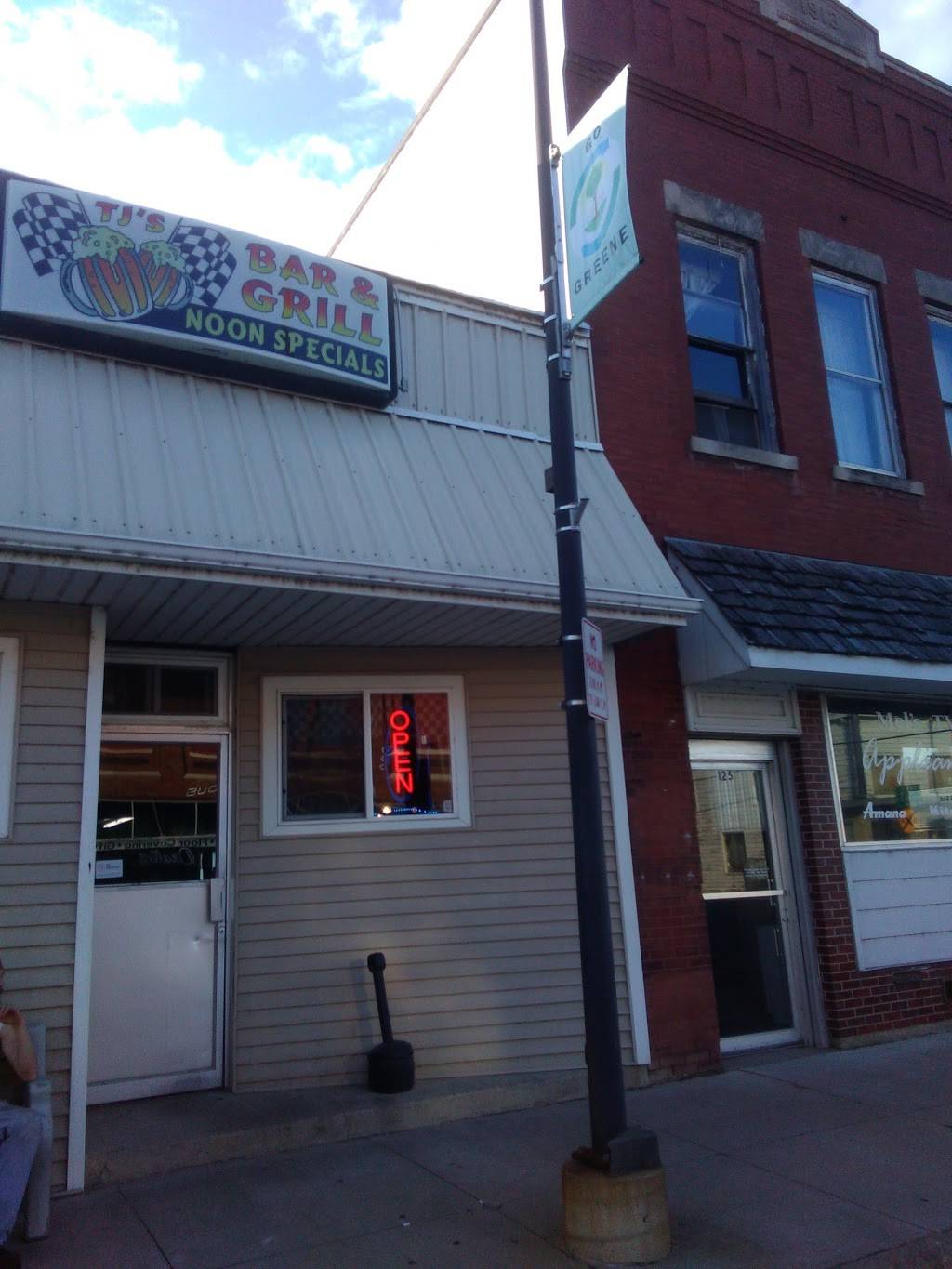 TJs Bar & Grill | restaurant | 123 E Traer St, Greene, IA 50636, USA | 6418164214 OR +1 641-816-4214