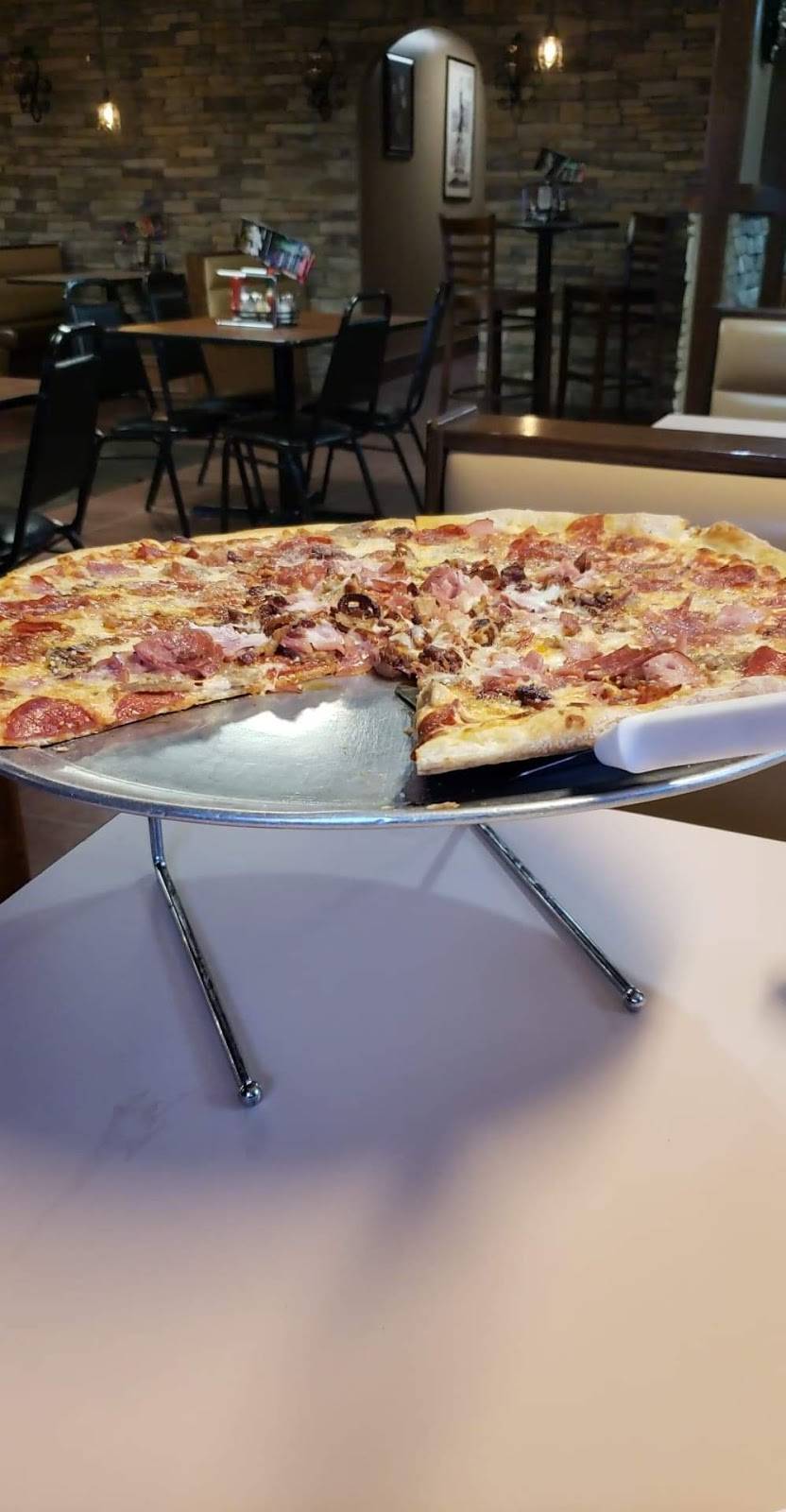 A Slice of Brooklyn - New Holland | restaurant | 808 E Main St, New Holland, PA 17557, USA | 7173550333 OR +1 717-355-0333