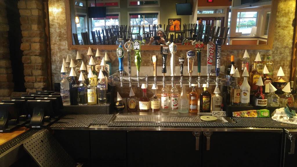 Chilis Grill & Bar | meal takeaway | 1300 Annette Way, Yuba City, CA 95993, USA | 5306741197 OR +1 530-674-1197