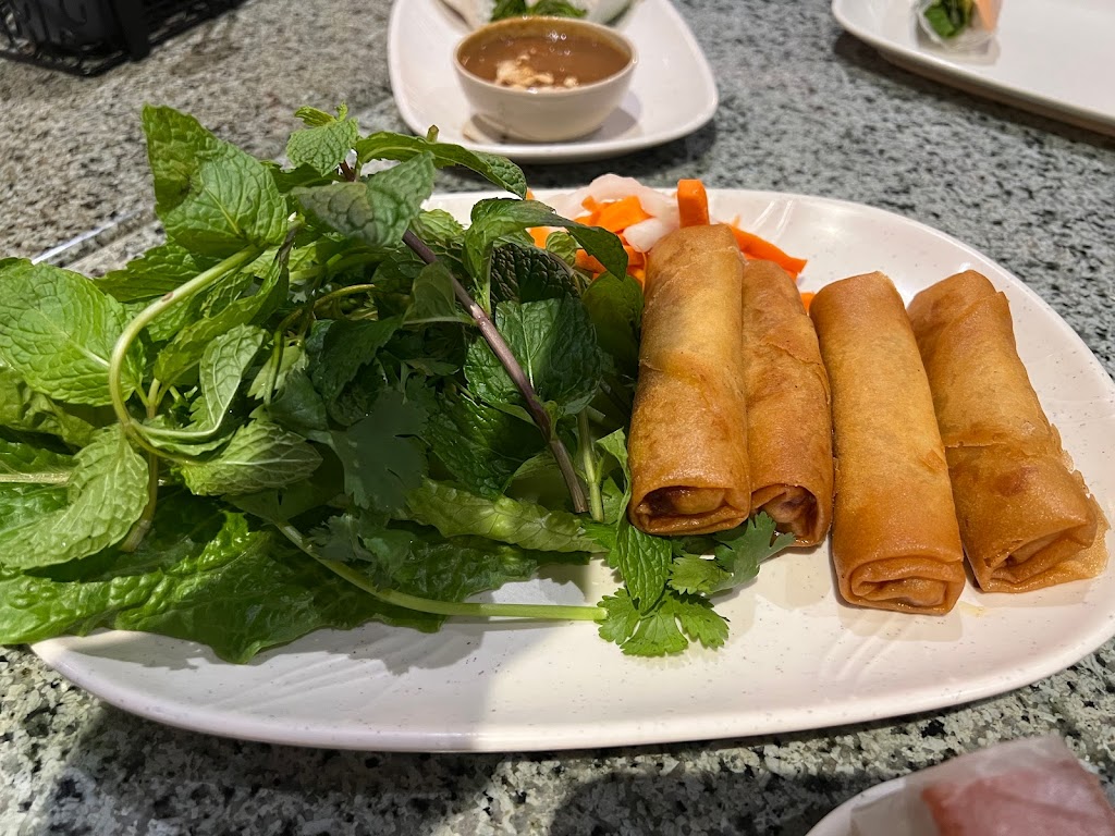Phở Saigon 8 | restaurant | 5650 W Spring Mountain Rd suite b, Las Vegas, NV 89146, USA | 7022486663 OR +1 702-248-6663