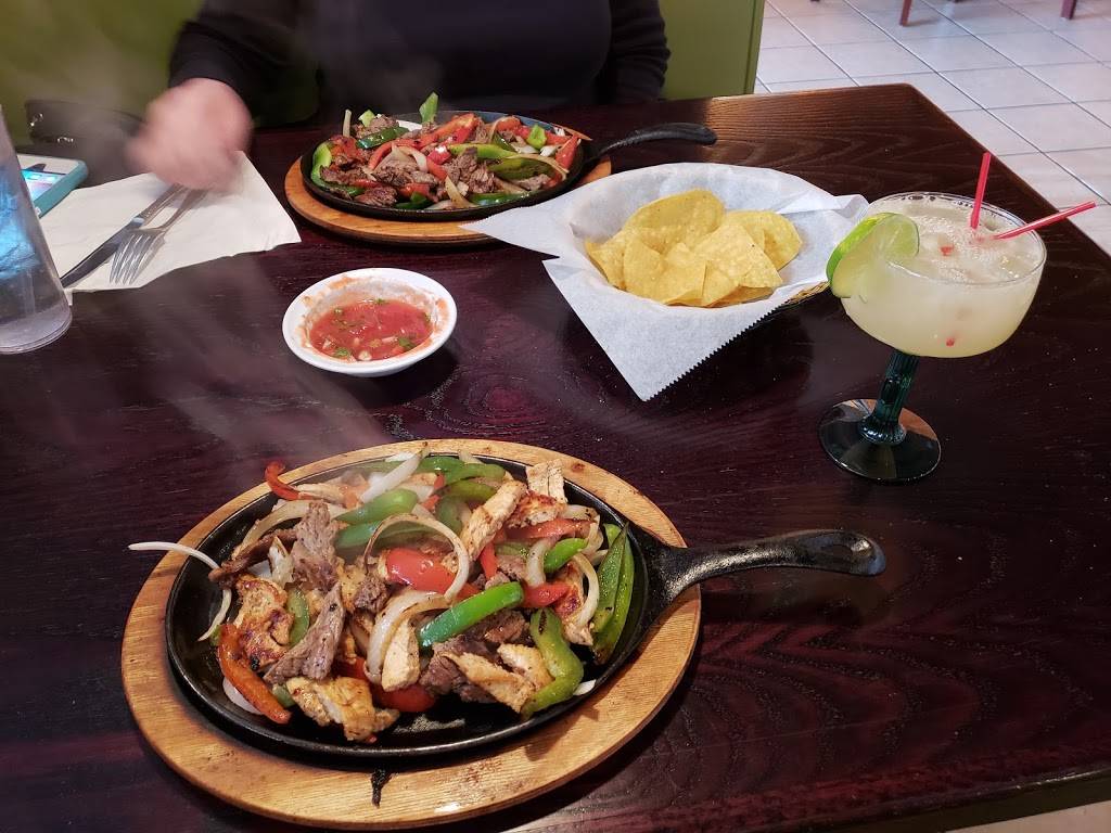 El Dorado Bar & Grill | restaurant | 201 Marlboro Ave C, Easton, MD 21601, USA | 4108204002 OR +1 410-820-4002