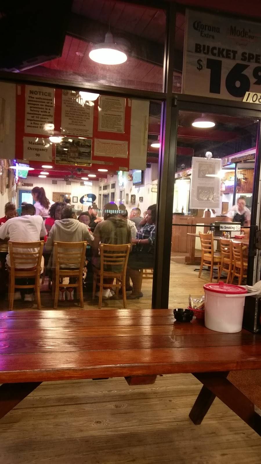 Captain Bennys | restaurant | 10896 Northwest Fwy, Houston, TX 77092, USA | 7136801828 OR +1 713-680-1828