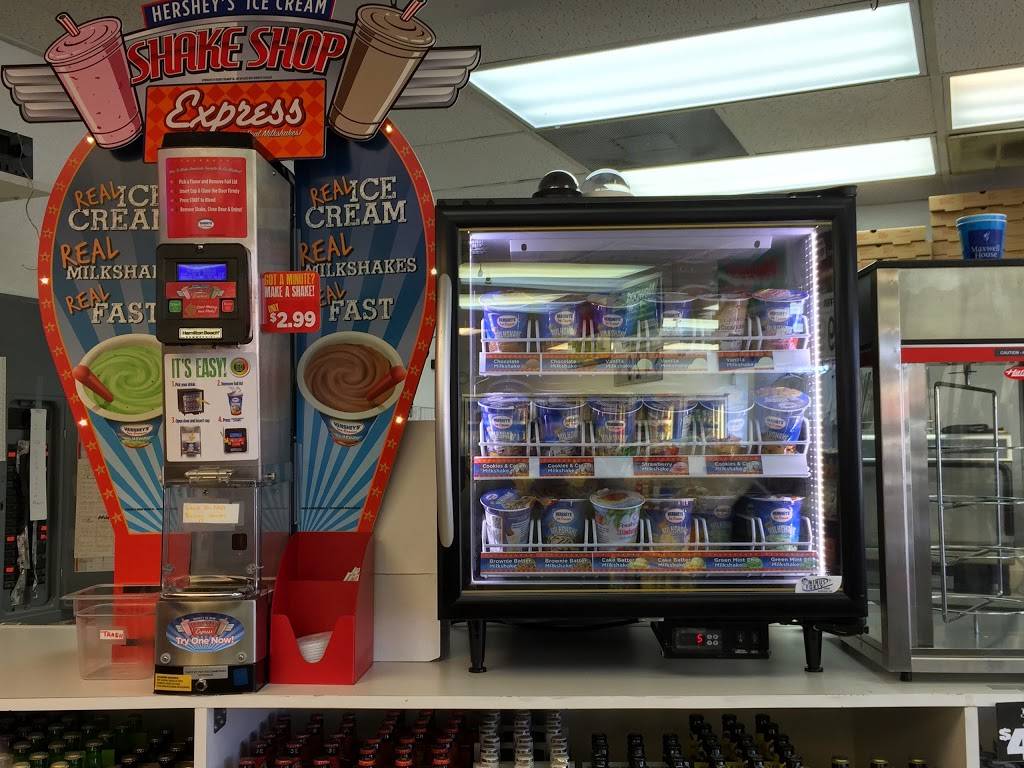 Crown Petro & Liquor | restaurant | 600 N Kings Hwy, Myrtle Beach, SC 29577, USA | 8439460000 OR +1 843-946-0000