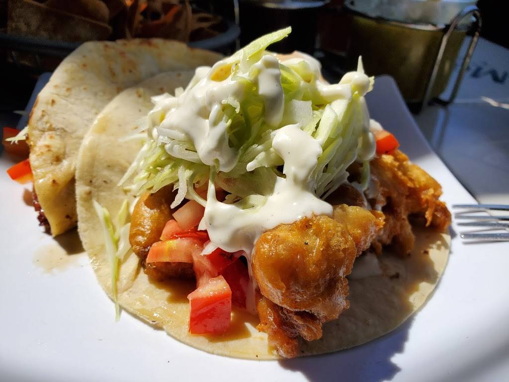 Mariscos Rubens y Charlies Seafood | restaurant | Av Del Pacifico 493, Costa, 22667 Tijuana, B.C., Mexico | 016643782421 OR +52 664 378 2421