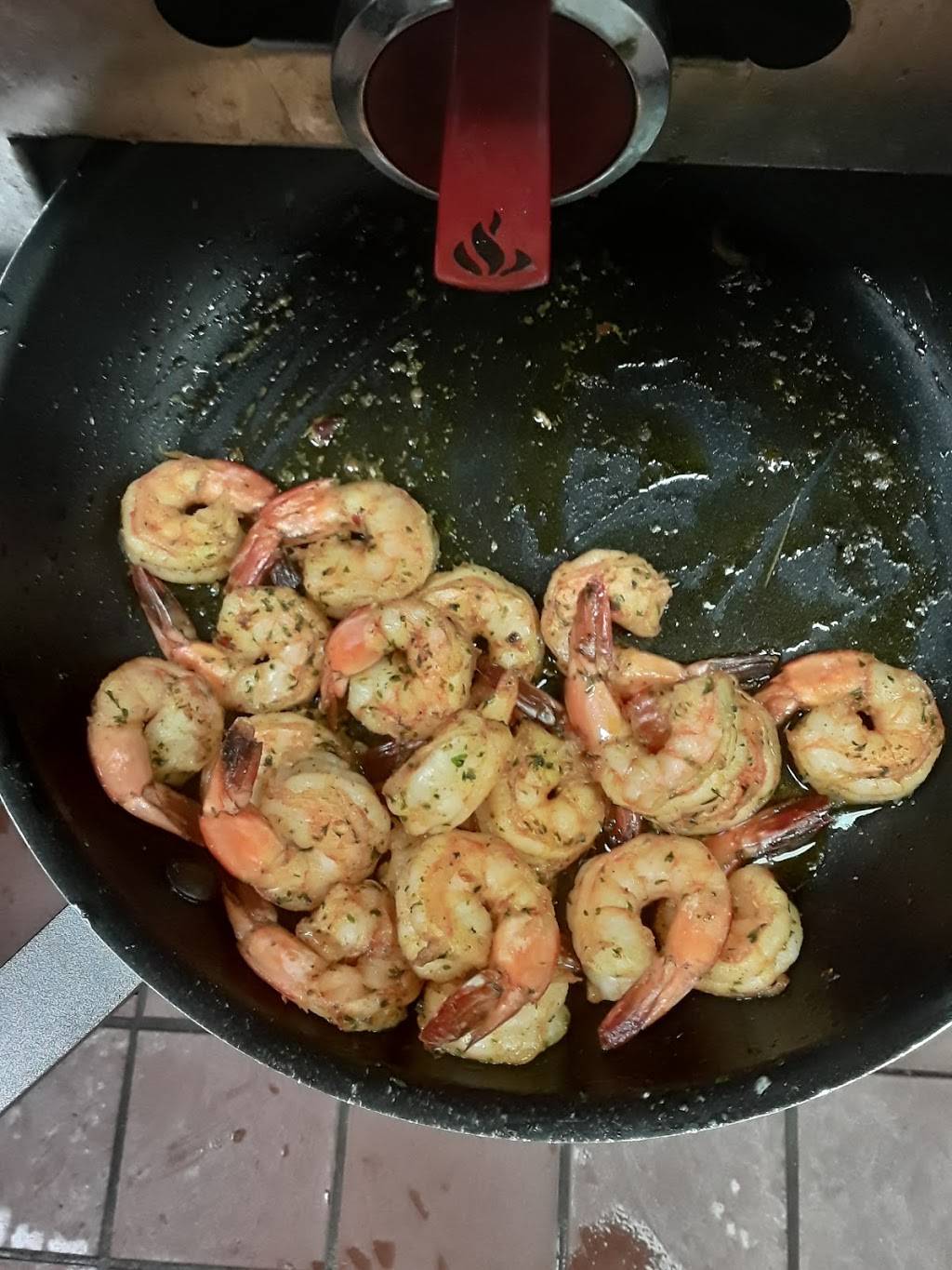 Fishhouseandcrispychicke | restaurant | 3766 White Plains Rd, The Bronx, NY 10467, USA | 3472752188 OR +1 347-275-2188