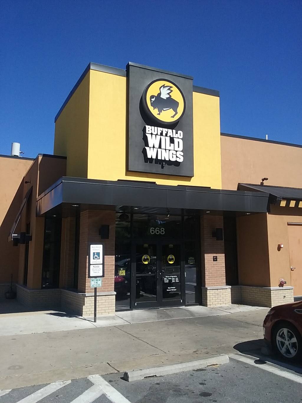 Buffalo Wild Wings | restaurant | 668 Clopper Rd, Gaithersburg, MD 20878, USA | 3013307300 OR +1 301-330-7300