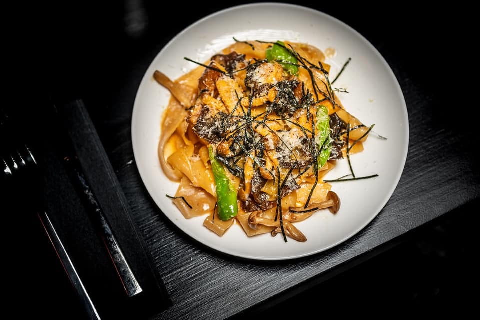 Tonari | restaurant | 707 6th St NW, Washington, DC 20001, USA | 2022898900 OR +1 202-289-8900