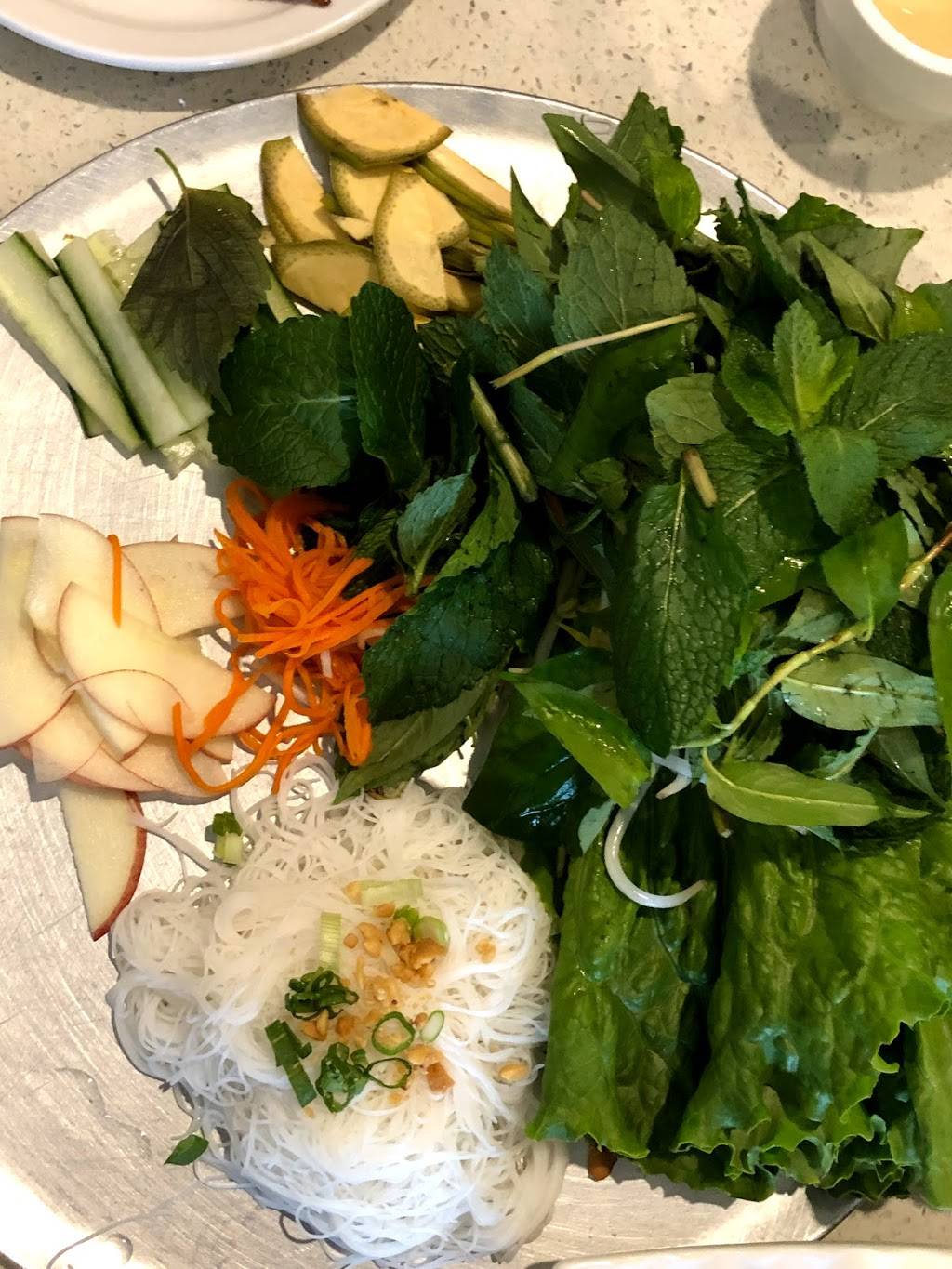 Pho Cuu Long Mien Tay | restaurant | 2522 Jane St, North York, ON M3L 1S1, Canada | 6475260006 OR +1 647-526-0006