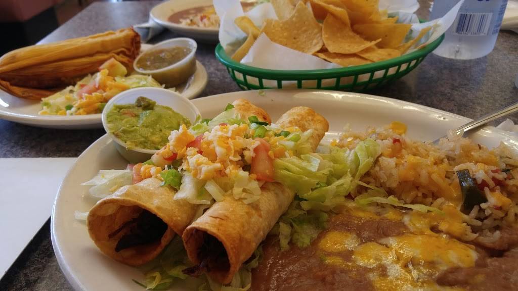 La Canasta Mexican Restaurant | restaurant | 2501 W Van Buren St, Phoenix, AZ 85009, USA | 6022787097 OR +1 602-278-7097
