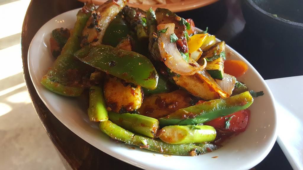 Tacos El Tio | restaurant | 6400 E Black Horse Pike, Egg Harbor Township, NJ 08234, USA | 6095686386 OR +1 609-568-6386