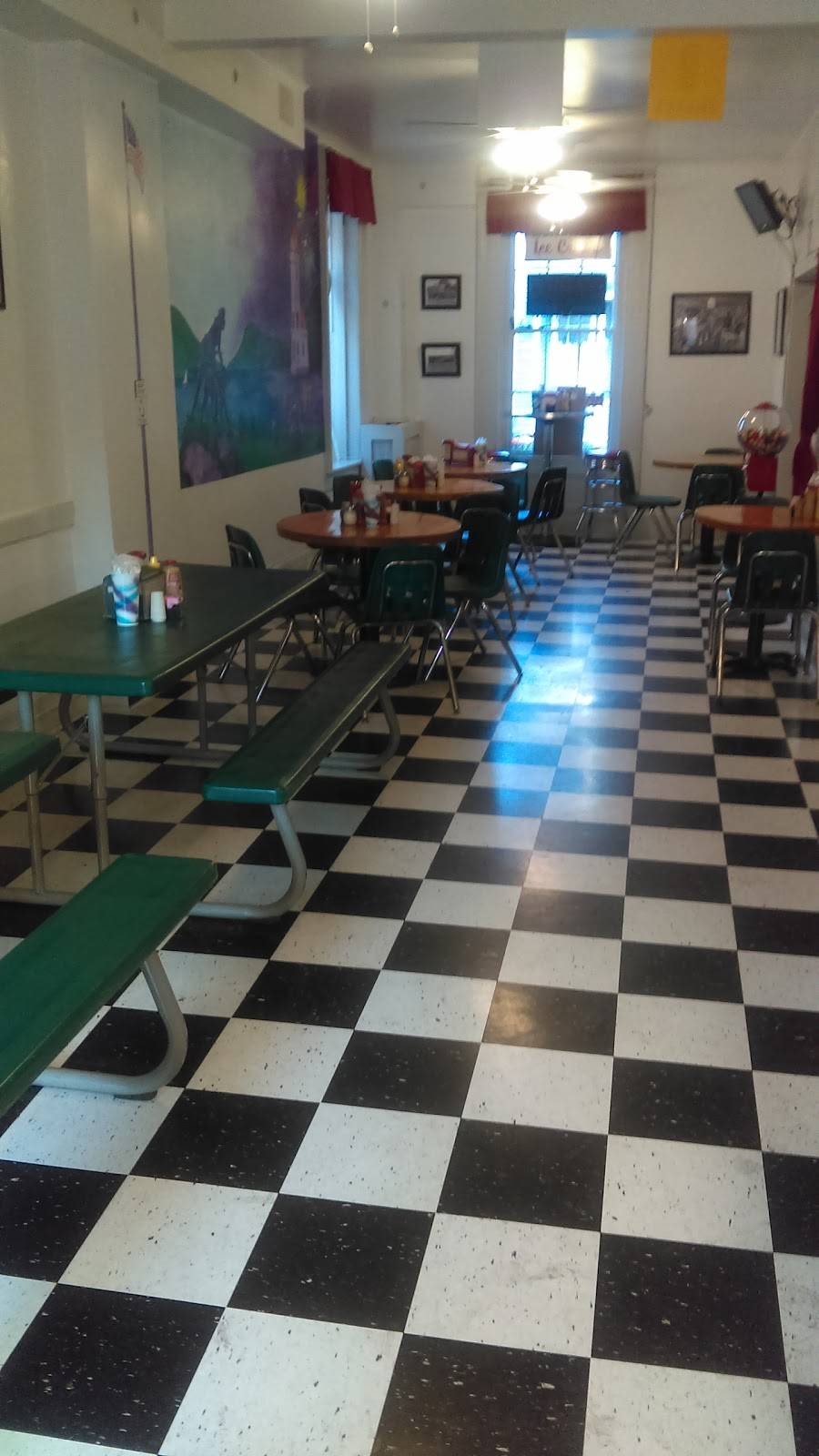 Slices Pizzeria | meal delivery | 46 Pioneer St, Cooperstown, NY 13326, USA | 6075441075 OR +1 607-544-1075