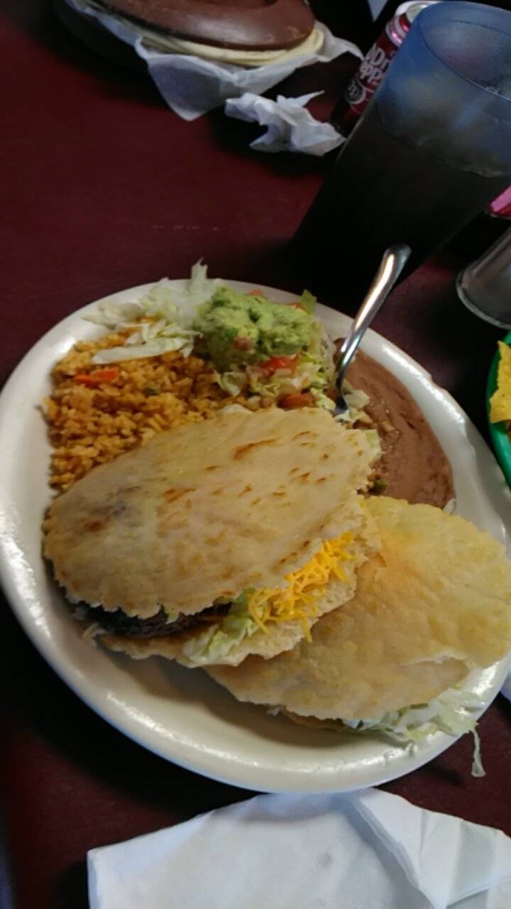 Blanquitas Mexican Restaurant | restaurant | 1619 Goliad Rd, San Antonio, TX 78223, USA | 2105980055 OR +1 210-598-0055