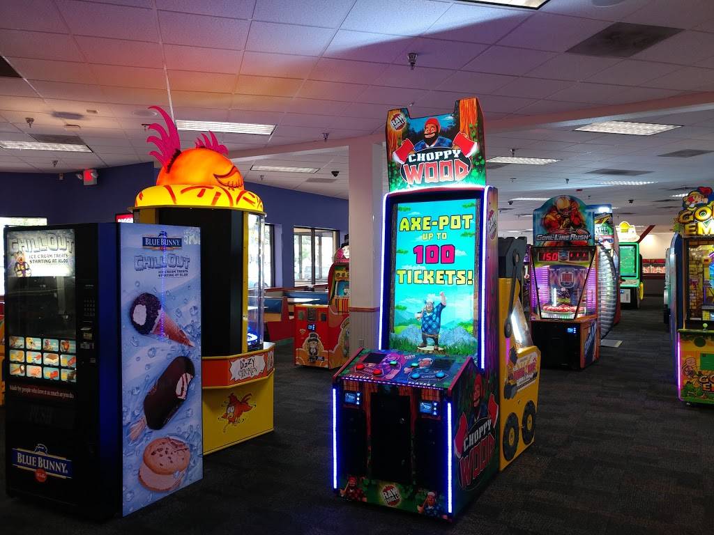 Chuck E. Cheeses | restaurant | 8375 Laurel Canyon Blvd, Sun Valley, CA 91352, USA | 8187682104 OR +1 818-768-2104
