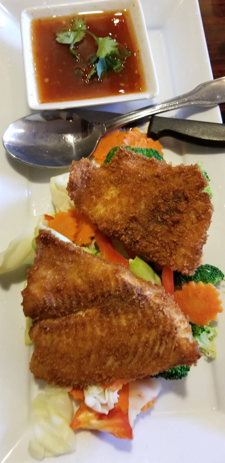 Thai Basil | restaurant | 4929 W Chandler Blvd # 8, Chandler, AZ 85226, USA | 4807059061 OR +1 480-705-9061