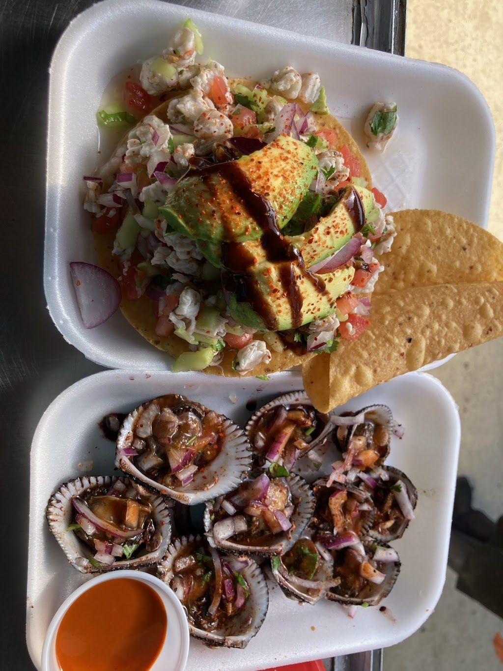 Mariscos La Chalupa (Seafood Truck) | restaurant | 2602 Logan Ave, San Diego, CA 92113, USA | 6196735988 OR +1 619-673-5988