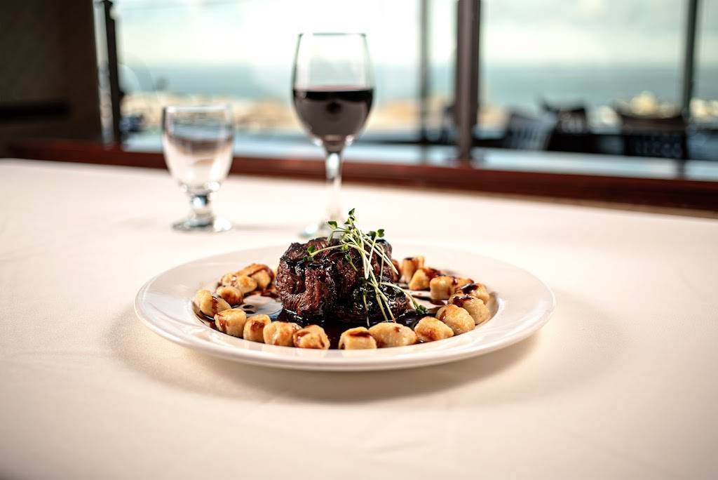 Panorama Restaurant & Wine Bar | restaurant | 4 Windward Dr, Grimsby, ON L3M 4E8, Canada | 9053092305 OR +1 905-309-2305