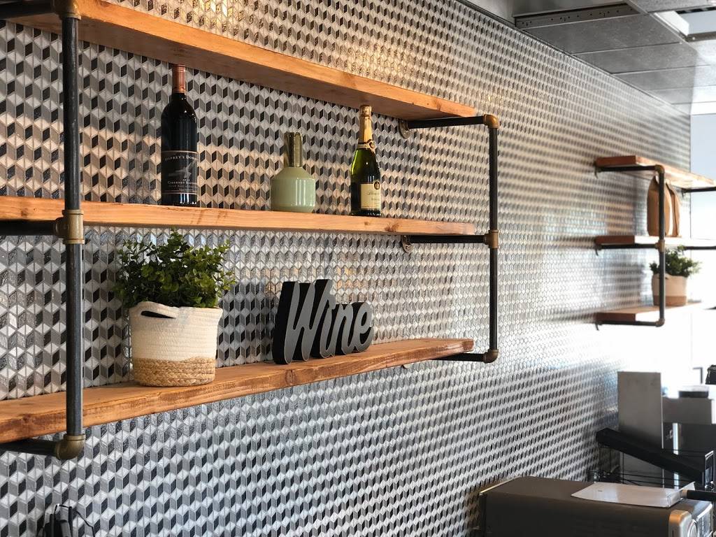 Social Play Haus | cafe | 200 Express St Suite 100, Plainview, NY 11803, USA | 5162006444 OR +1 516-200-6444