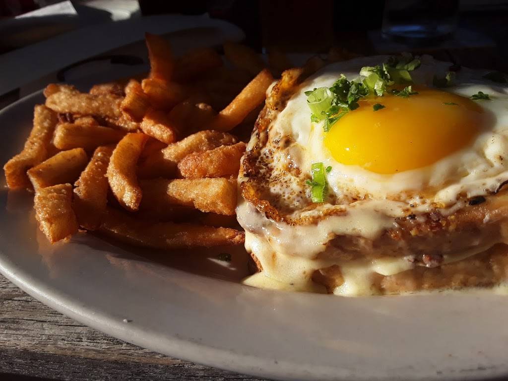 MCouls Public House | restaurant | 110 W McGee St, Greensboro, NC 27401, USA | 3363780204 OR +1 336-378-0204