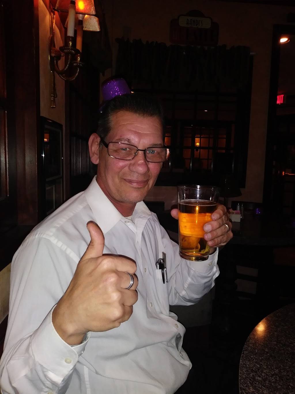 Randis Restaurant and Bar | restaurant | 1619 Grant Ave, Philadelphia, PA 19115, USA | 2156777723 OR +1 215-677-7723