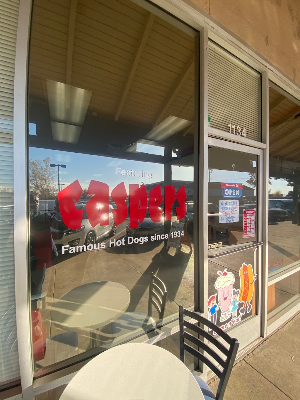 Hob Nob Hot Dogs LLC | meal takeaway | 1134 N Main St, Manteca, CA 95336, USA | 2094510592 OR +1 209-451-0592