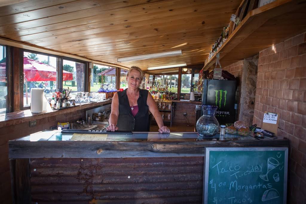 Queen Valley Country Club Bar and Grill | restaurant | 685 N Fairway Dr, Queen Valley, AZ 85118, USA | 5204632070 OR +1 520-463-2070